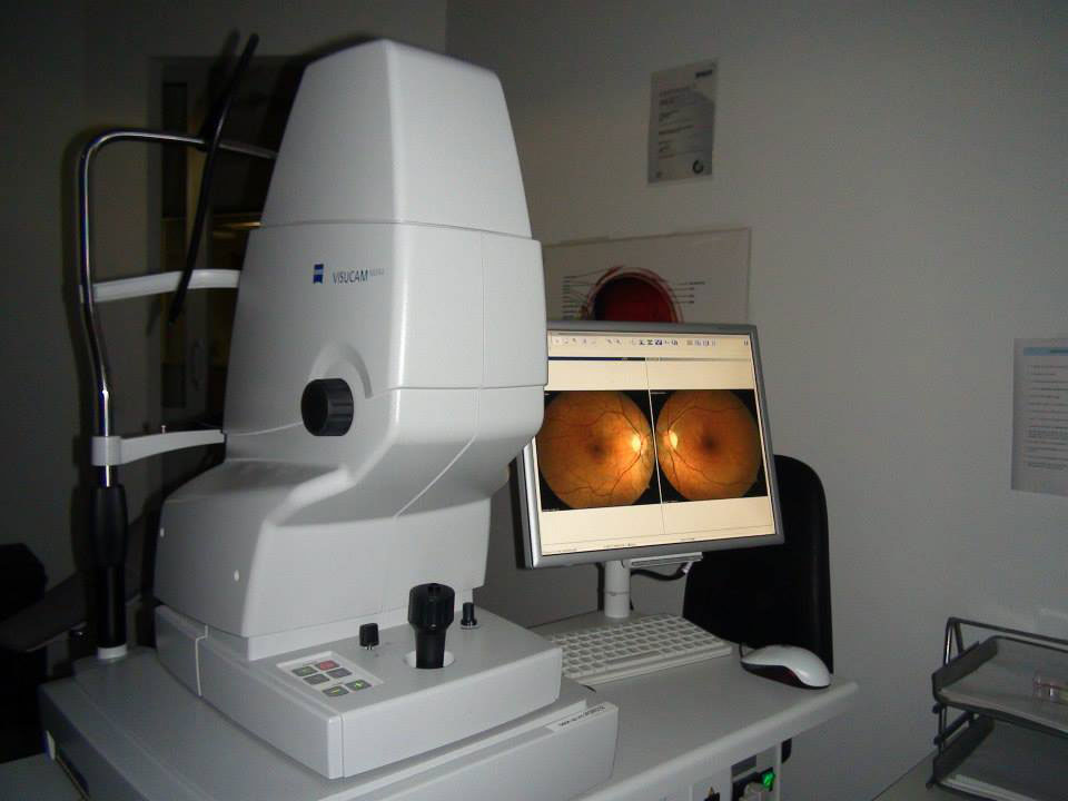 Δρ Κ. Καραμπάτσας - Χειρουργός Οφθαλμίατρος Φωτογράφηση / αγγειογραφία βυθού