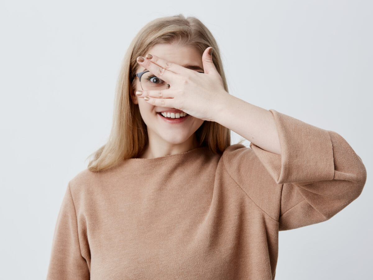 ICL φακικοί ενδοφακοί: Σύγχρονη αντιμετώπιση της υψηλής μυωπίας