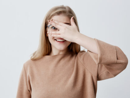 ICL φακικοί ενδοφακοί: Σύγχρονη αντιμετώπιση της υψηλής μυωπίας